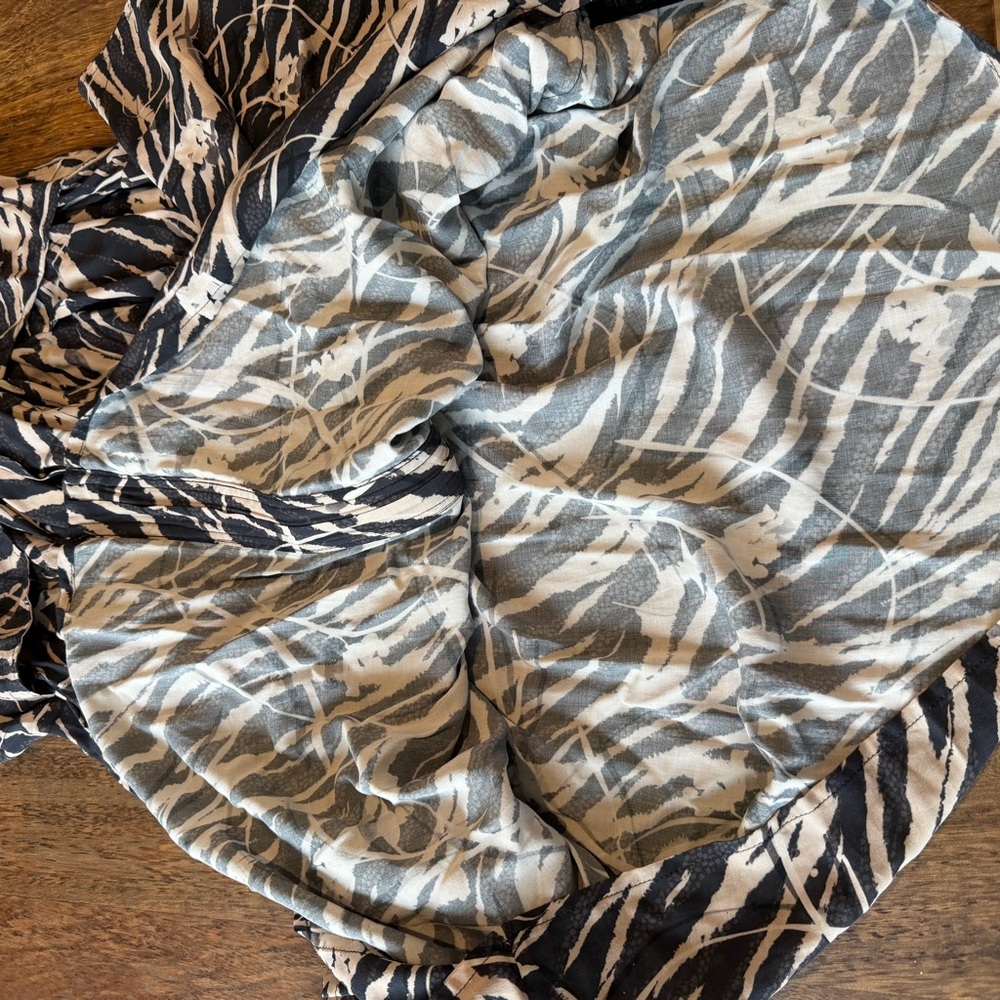 AllSaints Black & Taupe Abstract Knot-Front Dress – Size XS – Asymmetrical Luxe - Picture 8 of 15